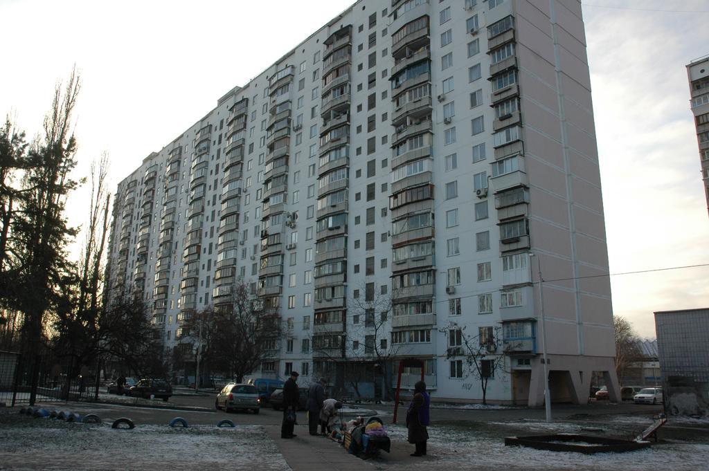Apartments on Henerala Zhmachenka Kiew Exterior foto